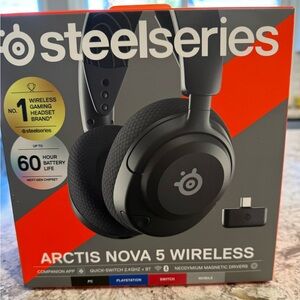 SteelSeries Arctis Nova 5 Wireless Headset with box and cables, dongle open box